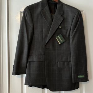 New Ralph Lauren 2 piece suit w/ tags.